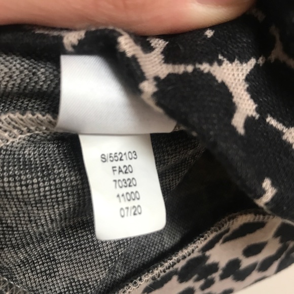 Loft leopard print puffed bell sleeved top 552103 - Picture 3 of 10